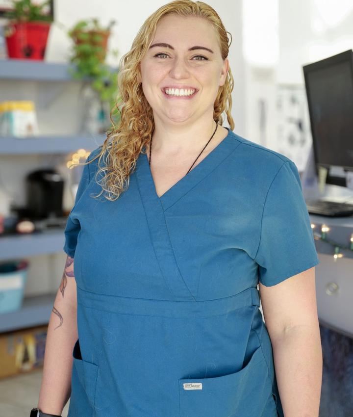 Dr. Renee Hussy, DVM